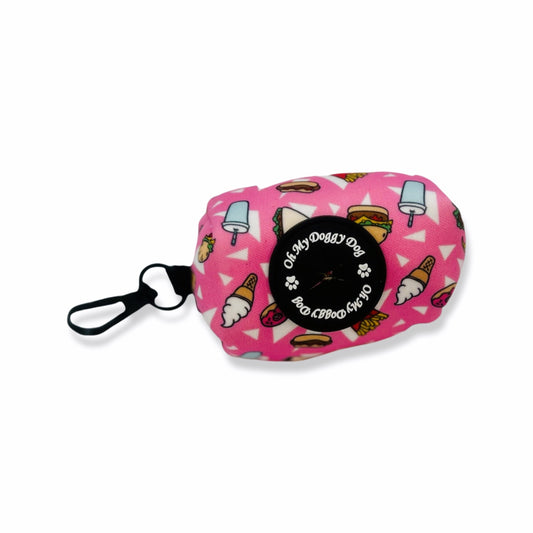 TREAT ME RIGHT: Poopbag Holder
